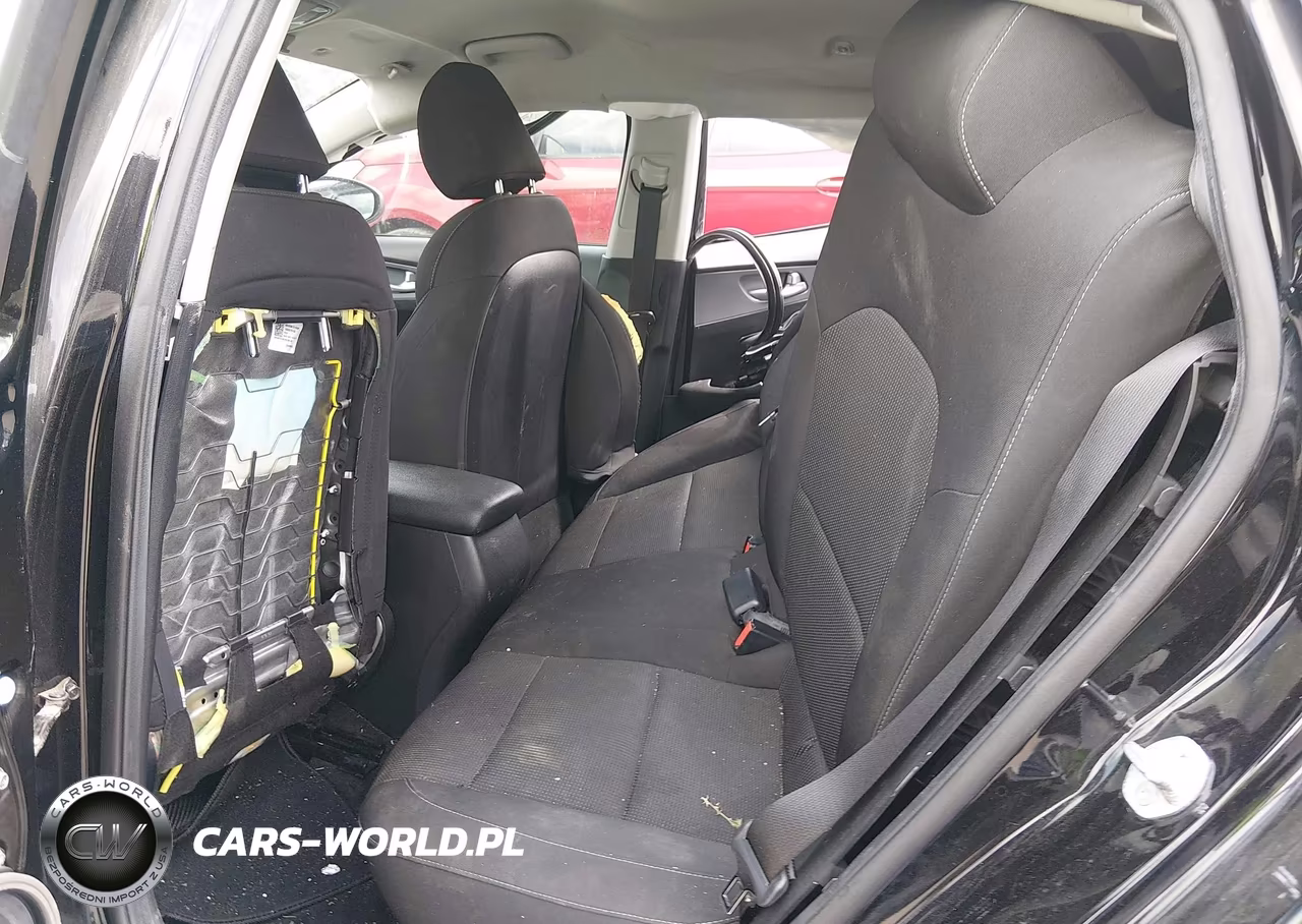 2019 Kia Forte Lxs VIN:3KPF24AD1KE136791 - 8