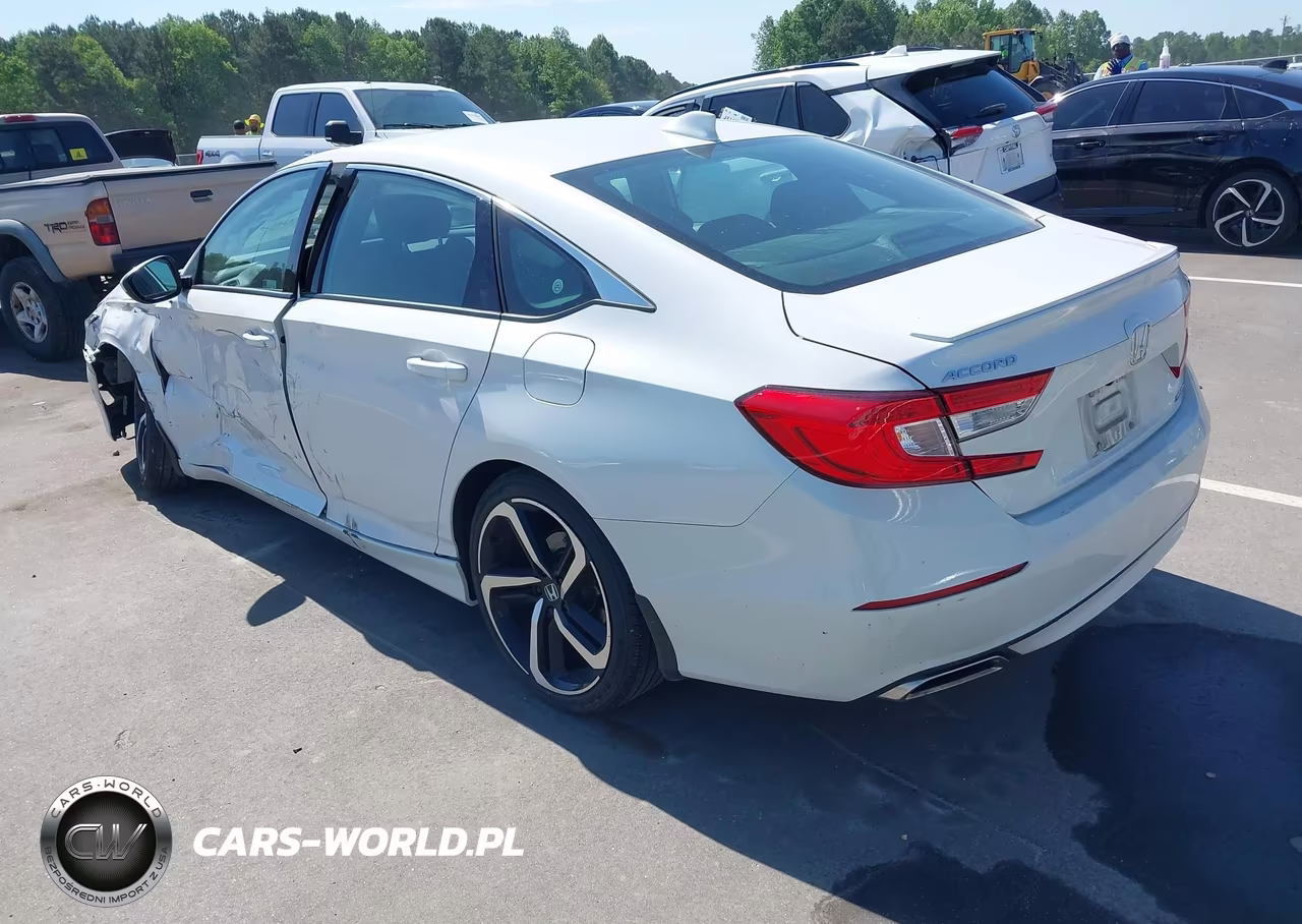 2019 Honda Accord Sport VIN:1HGCV1F3XKA069542 - 3