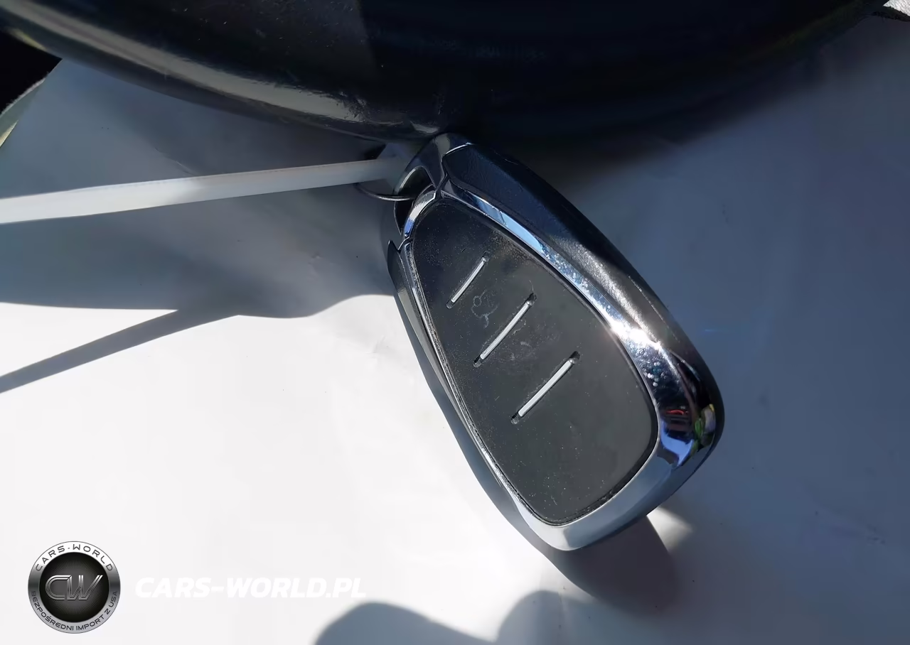 2019 Chevrolet Malibu Lt VIN:1G1ZD5ST8KF206708 - 11