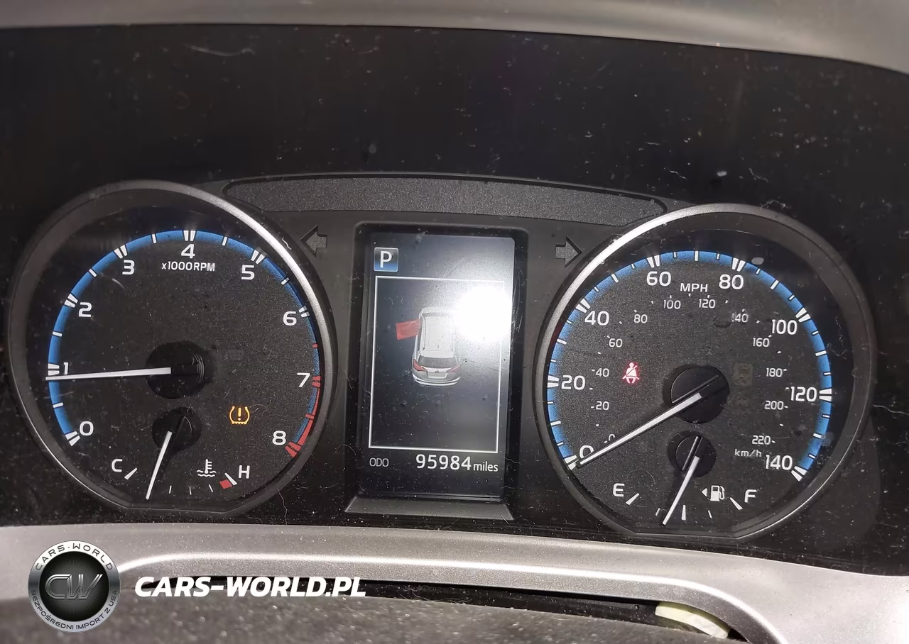 2018 Toyota Rav4 Le VIN:JTMBFREV4JJ231687 - 2