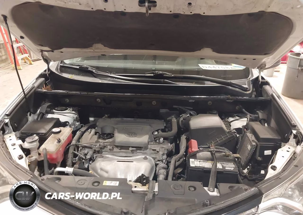 2018 Toyota Rav4 Le VIN:JTMBFREV4JJ231687 - 5
