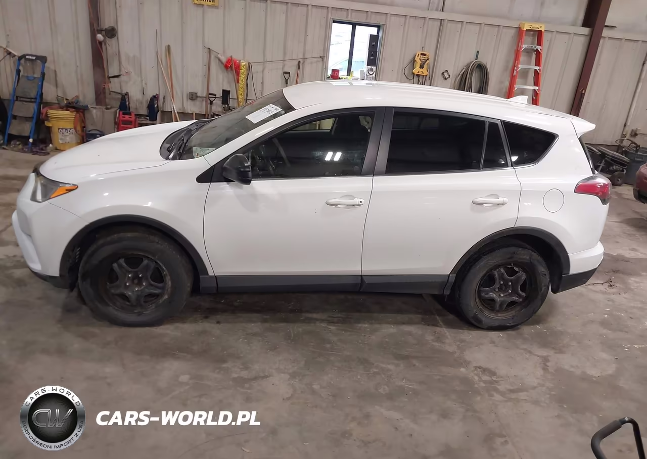 2018 Toyota Rav4 Le VIN:JTMBFREV4JJ231687 - 8