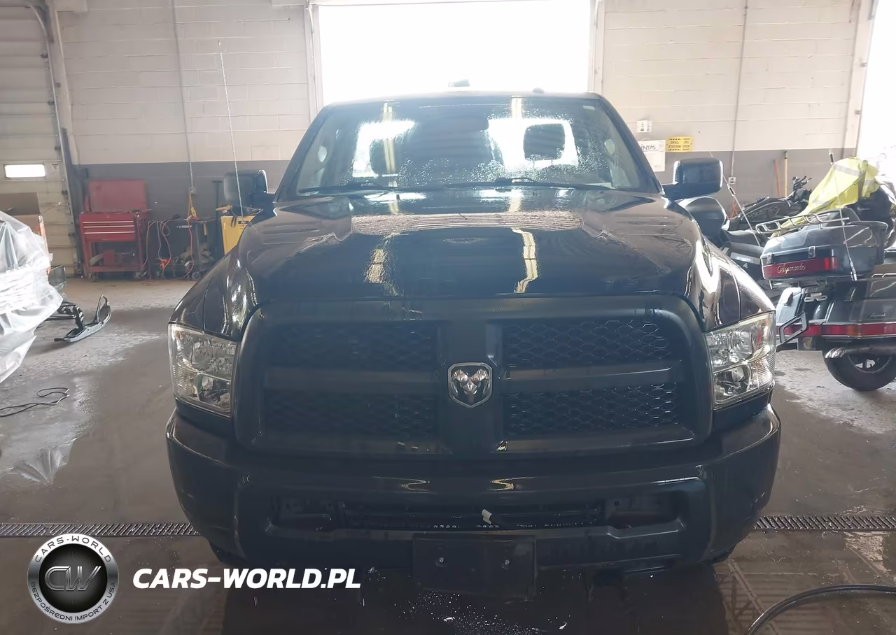2018 Ram 2500 Tradesman 4X4 8' Box VIN:3C6LR5AT3JG363597 - 14
