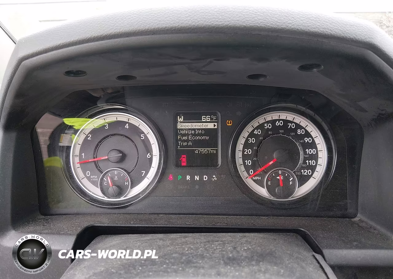 2018 Ram 2500 Tradesman 4X4 8' Box VIN:3C6LR5AT3JG363597 - 7