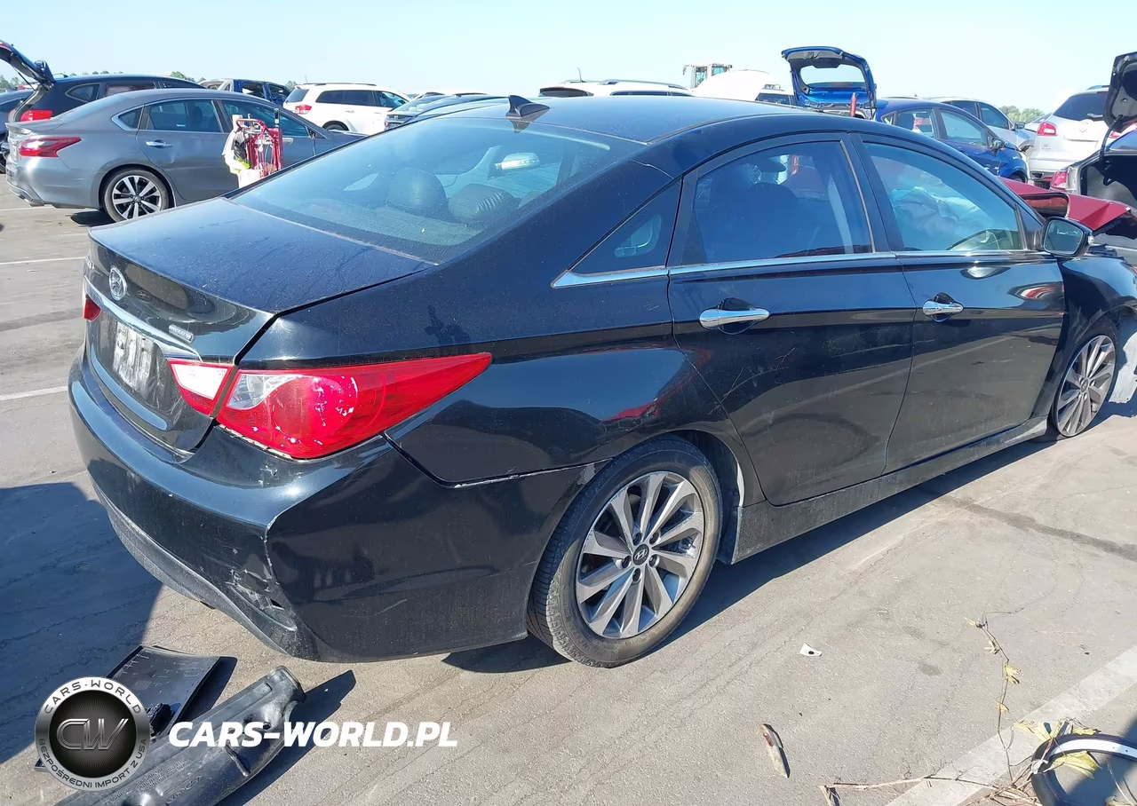 2014 Hyundai Sonata Se VIN:5NPEC4AC4EH877730 - 4