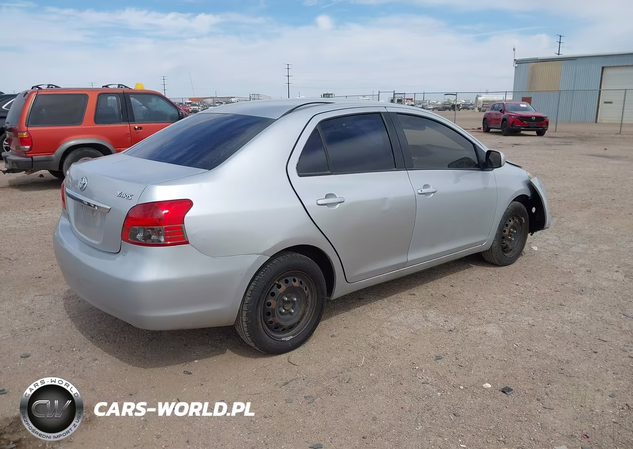 2010 Toyota Yaris VIN:JTDBT4K34A1370216 - 4