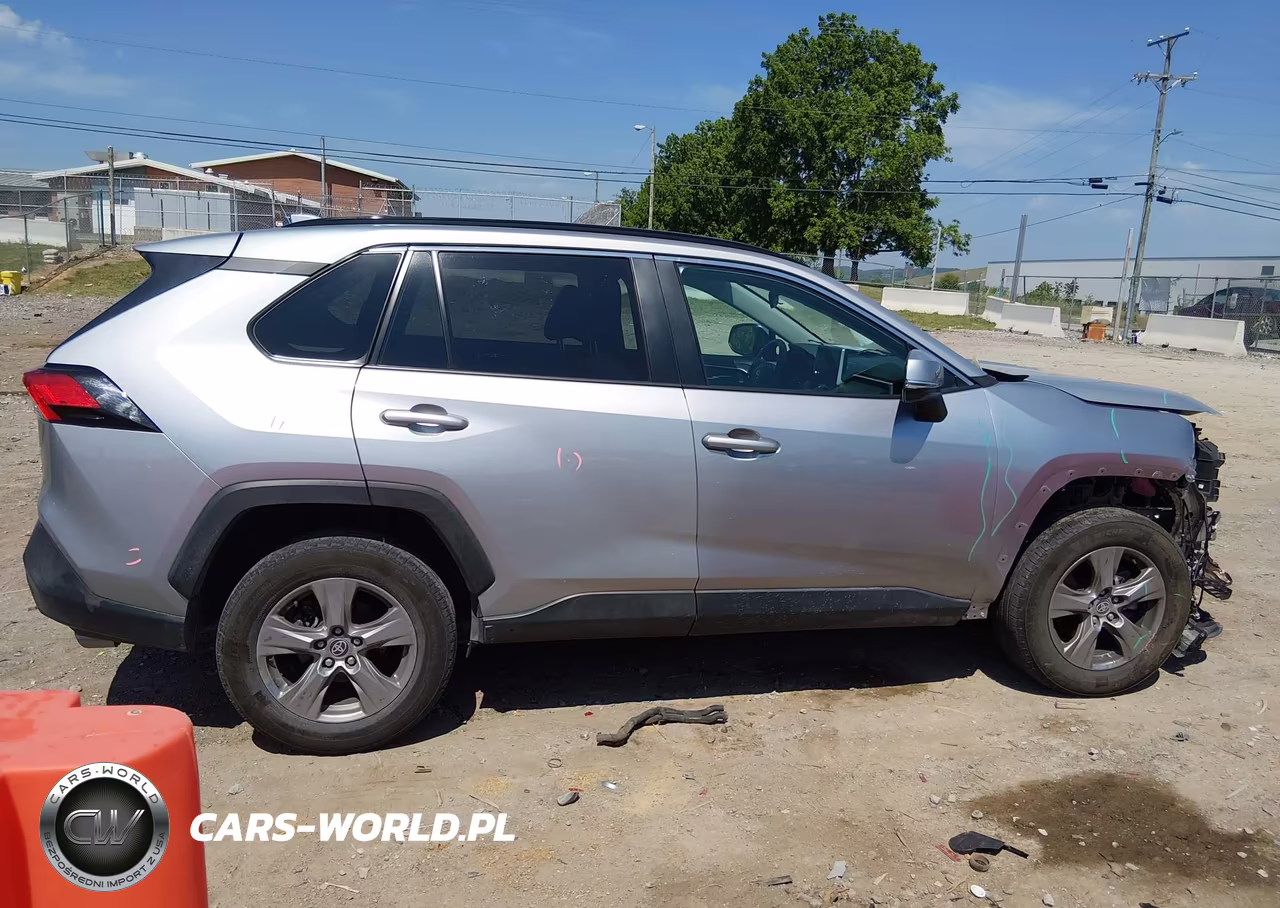 2024 Toyota Rav4 Xle VIN:2T3W1RFV0RW314481 - 13
