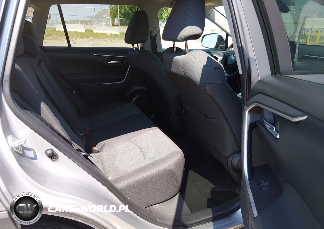 2024 Toyota Rav4 Xle VIN:2T3W1RFV0RW314481 - 8
