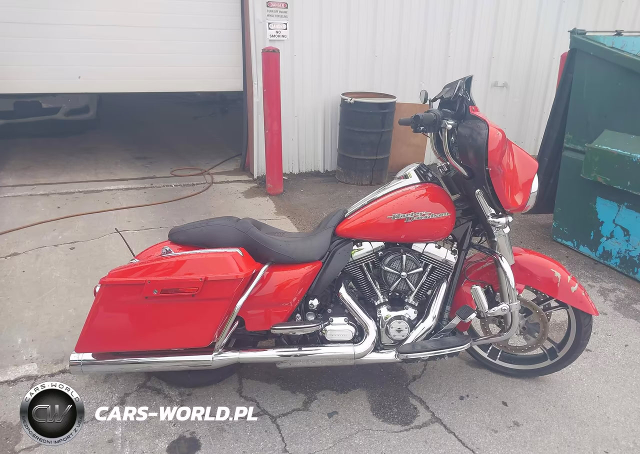 2011 Harley-Davidson Flhx VIN:1HD1KBM1XBB660646 - 11