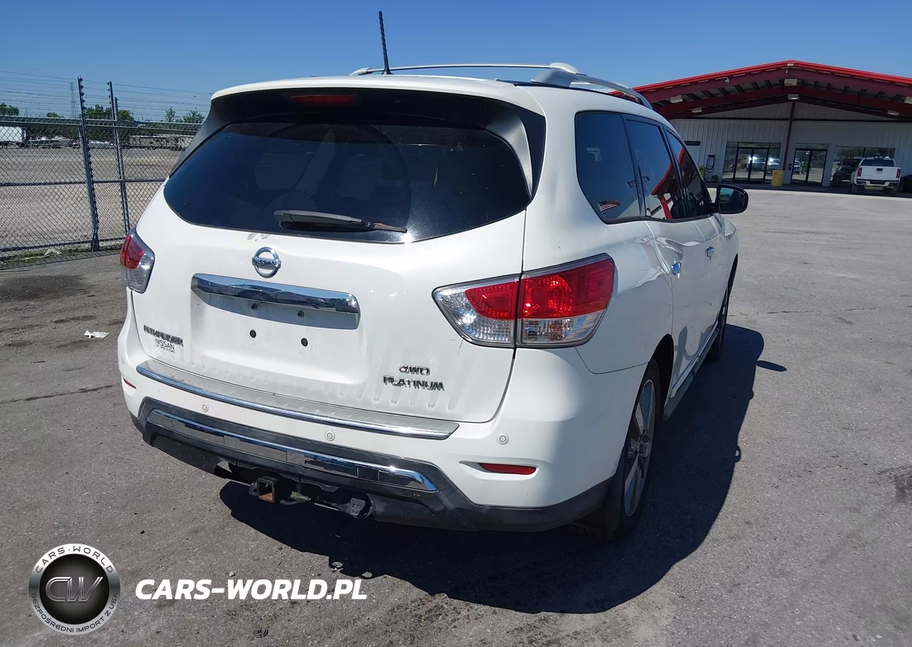 2015 Nissan Pathfinder Platinum VIN:5N1AR2MM4FC625460 - 4