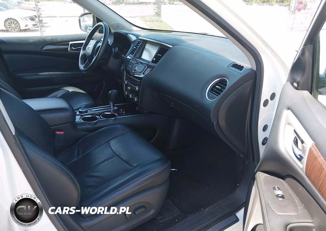 2015 Nissan Pathfinder Platinum VIN:5N1AR2MM4FC625460 - 5