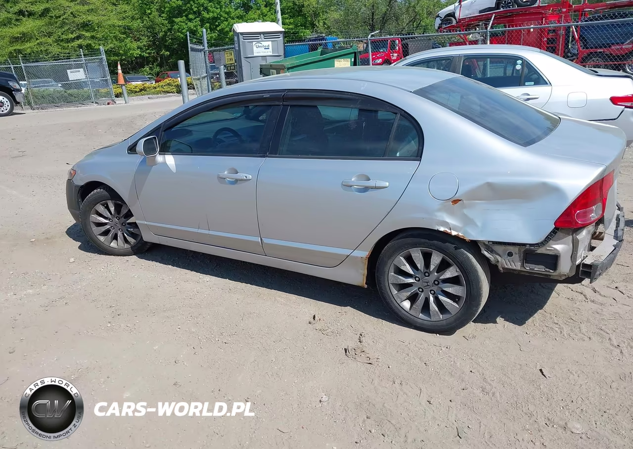 2008 Honda Civic Lx VIN:2HGFA16508H305569 - 3