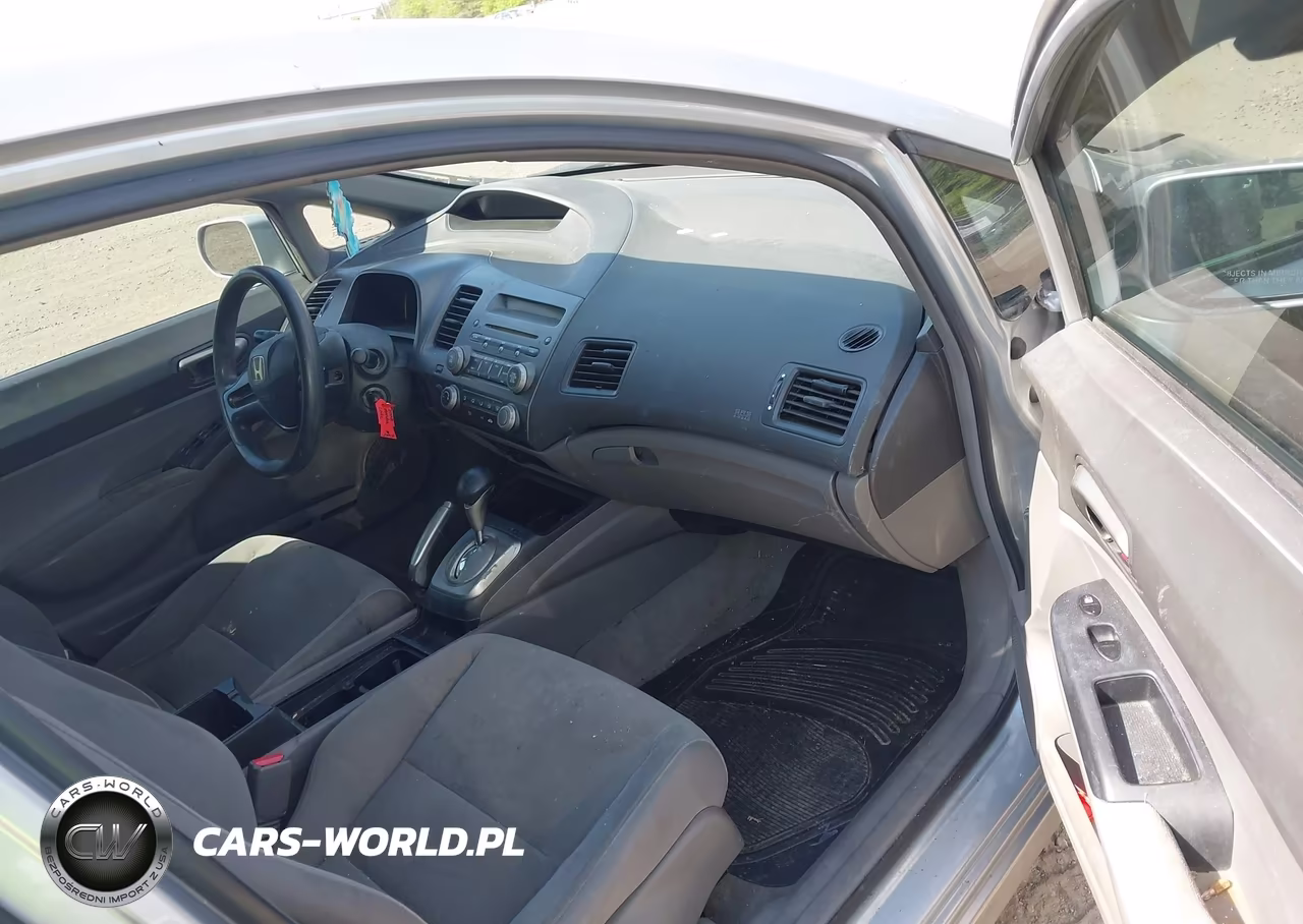 2008 Honda Civic Lx VIN:2HGFA16508H305569 - 5