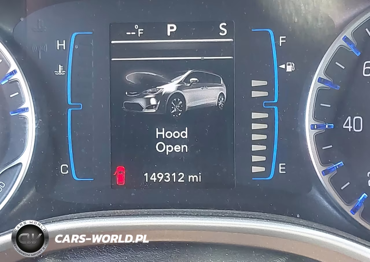 2017 Chrysler Pacifica Touring-L VIN:2C4RC1BG8HR809858 - 16