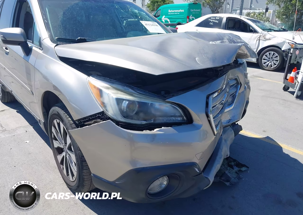 2016 Subaru Outback 3.6R Limited VIN:4S4BSENCXG3237392 - 18