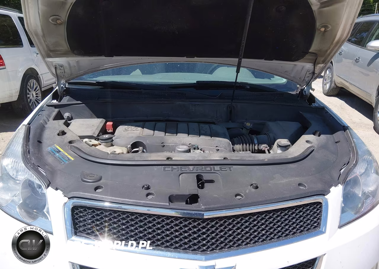 2010 Chevrolet Traverse Lt VIN:1GNLRGED8AS107544 - 10