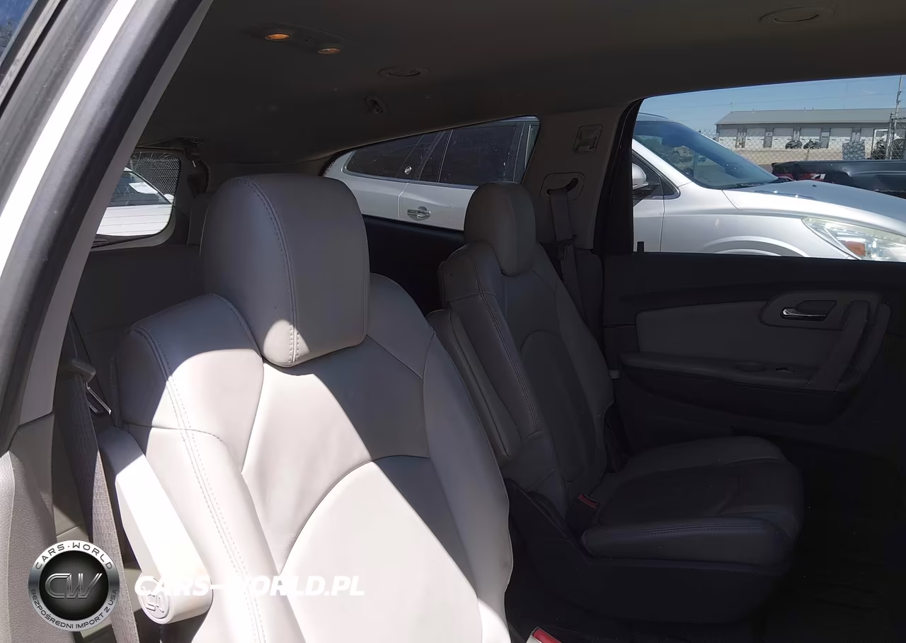 2010 Chevrolet Traverse Lt VIN:1GNLRGED8AS107544 - 8