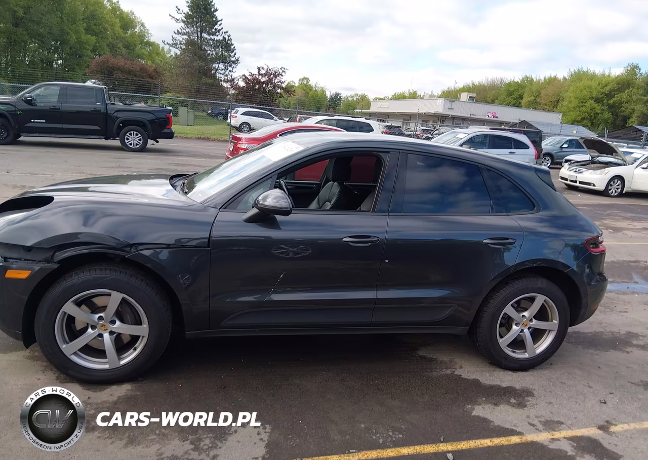 2018 Porsche Macan VIN:WP1AA2A55JLB02917 - 14