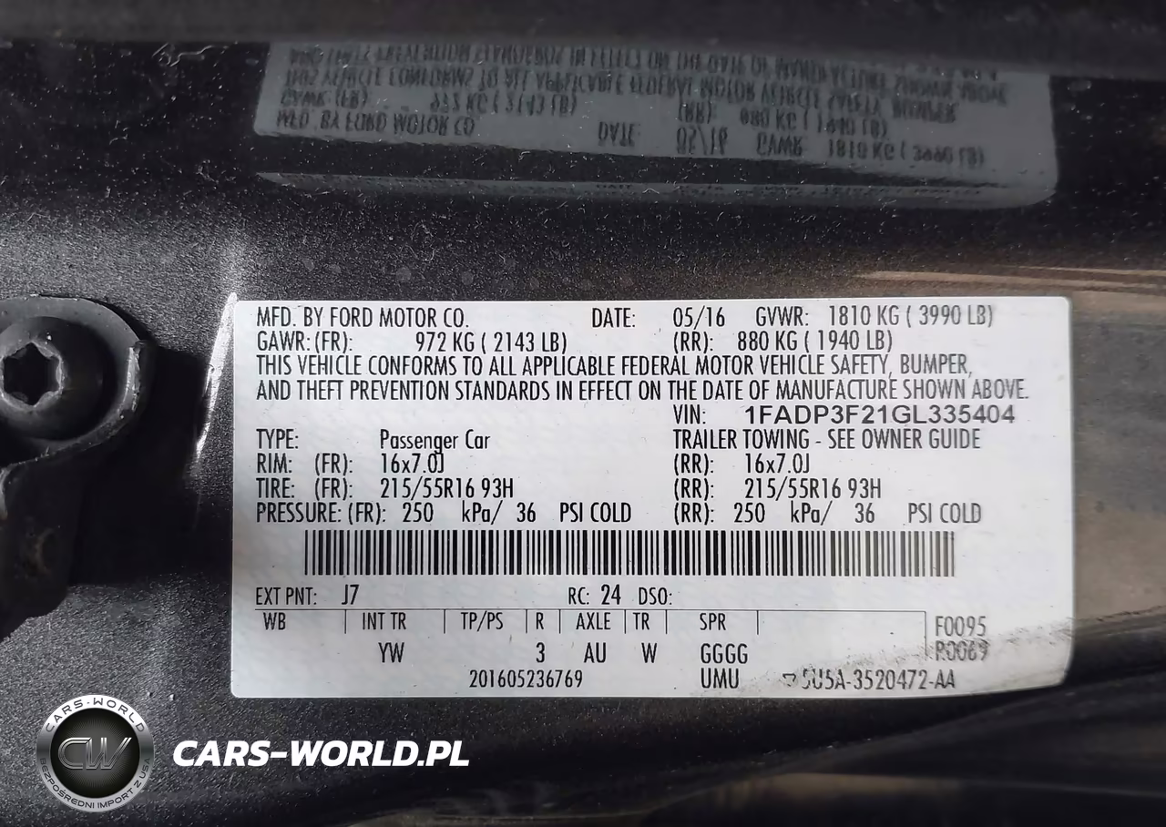 2016 Ford Focus Se VIN:1FADP3F21GL335404 - 9