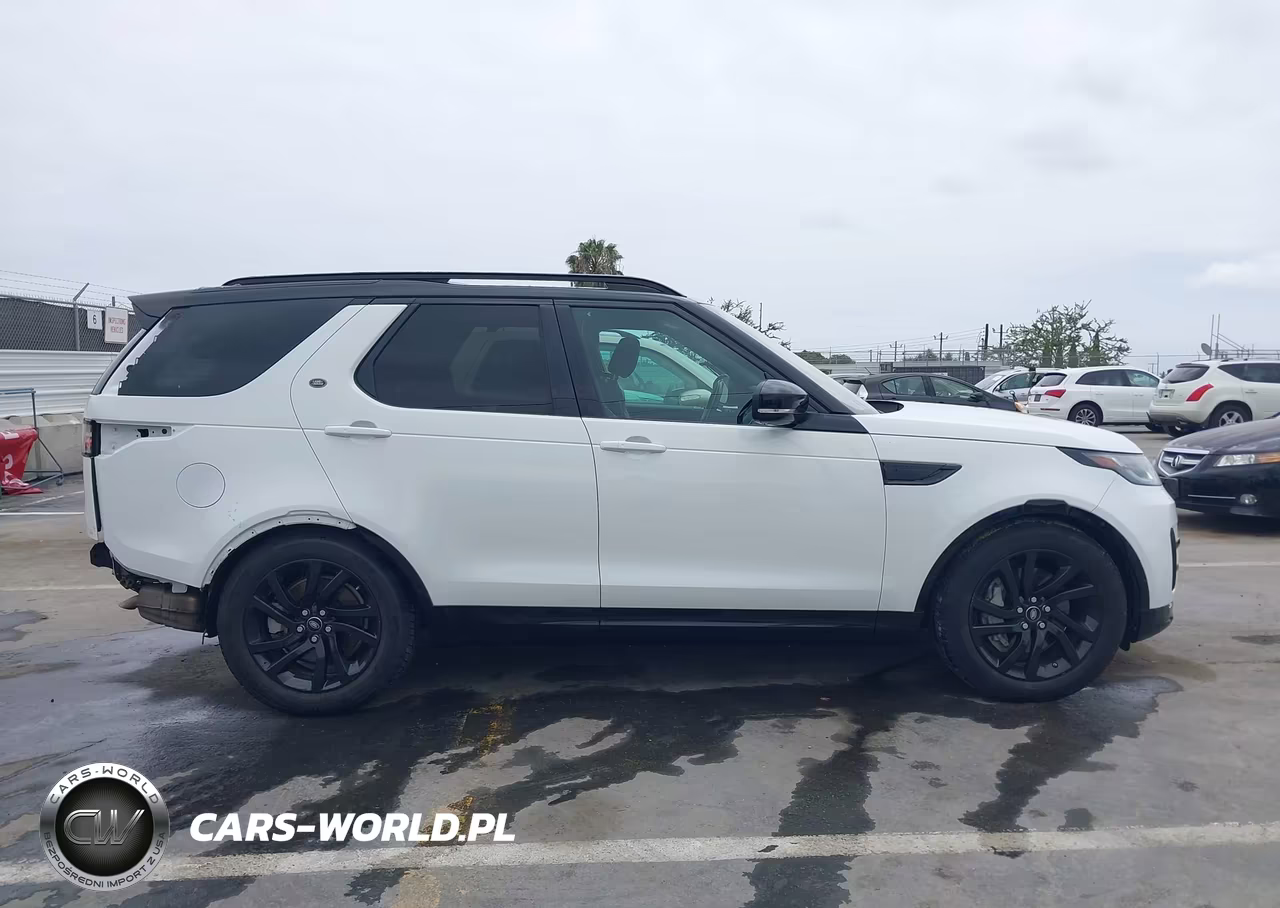 2020 Land Rover Discovery Landmark Edition VIN:SALRU2RV3L2423856 - 14