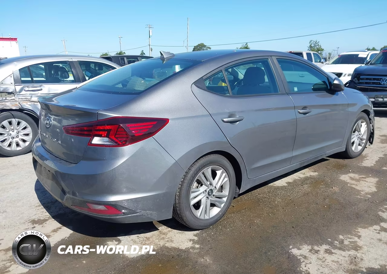 2020 Hyundai Elantra Sel VIN:5NPD84LF5LH532921 - 4