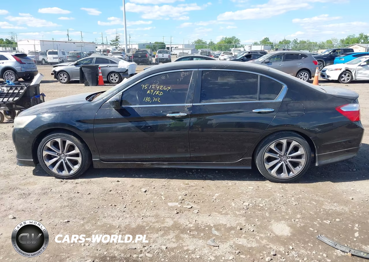 2014 Honda Accord Sport VIN:1HGCR2F53EA174374 - 15