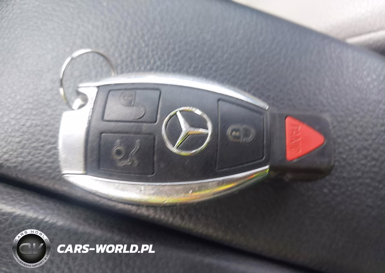 2009 Mercedes-Benz C 300 Sport 4Matic VIN:WDDGF81X49F266810 - 11