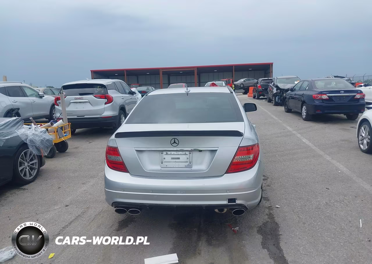 2009 Mercedes-Benz C 300 Sport 4Matic VIN:WDDGF81X49F266810 - 17