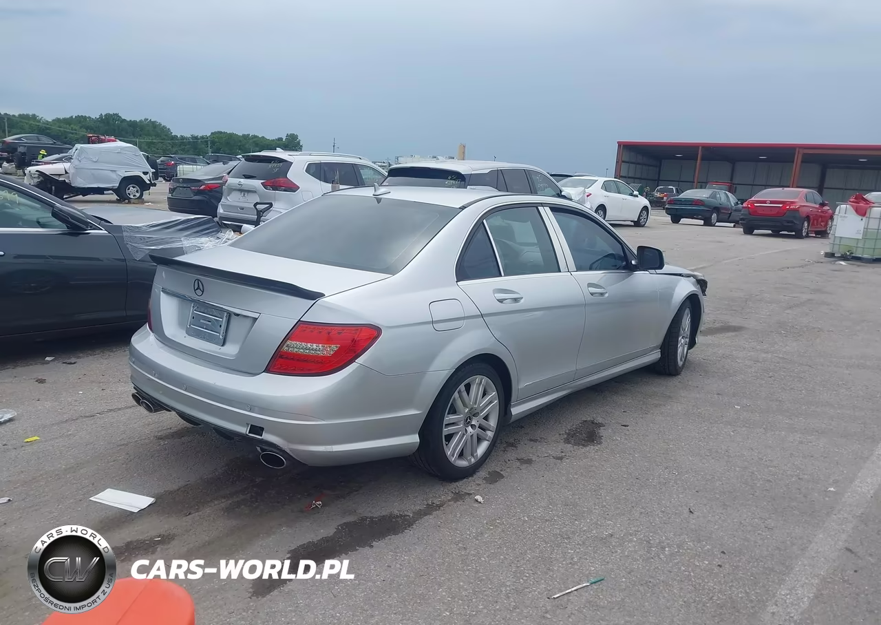 2009 Mercedes-Benz C 300 Sport 4Matic VIN:WDDGF81X49F266810 - 4