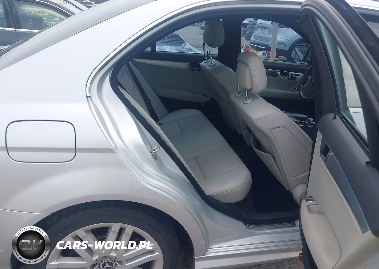 2009 Mercedes-Benz C 300 Sport 4Matic VIN:WDDGF81X49F266810 - 8
