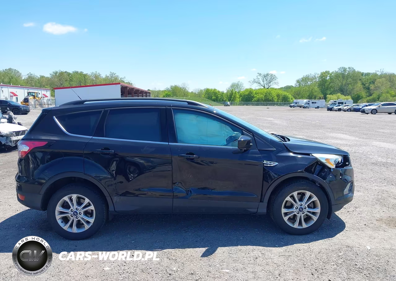 2017 Ford Escape Se VIN:1FMCU9GD9HUD77649 - 13