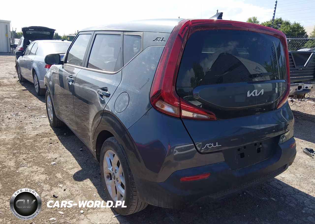 2022 KIA SOUL VIN:KNDJ23AU3N7810674 - 3