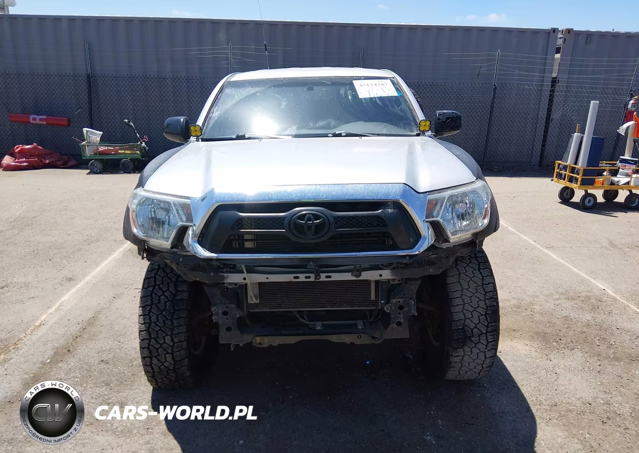 2013 Toyota Tacoma Prerunner V6 VIN:3TMJU4GNXDM152811 - 12