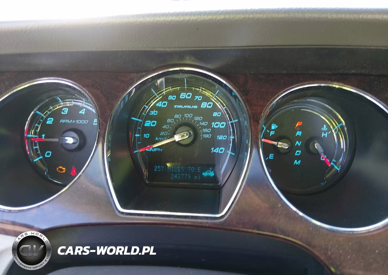 2010 Ford Taurus Limited VIN:1FAHP2JW5AG103877 - 7