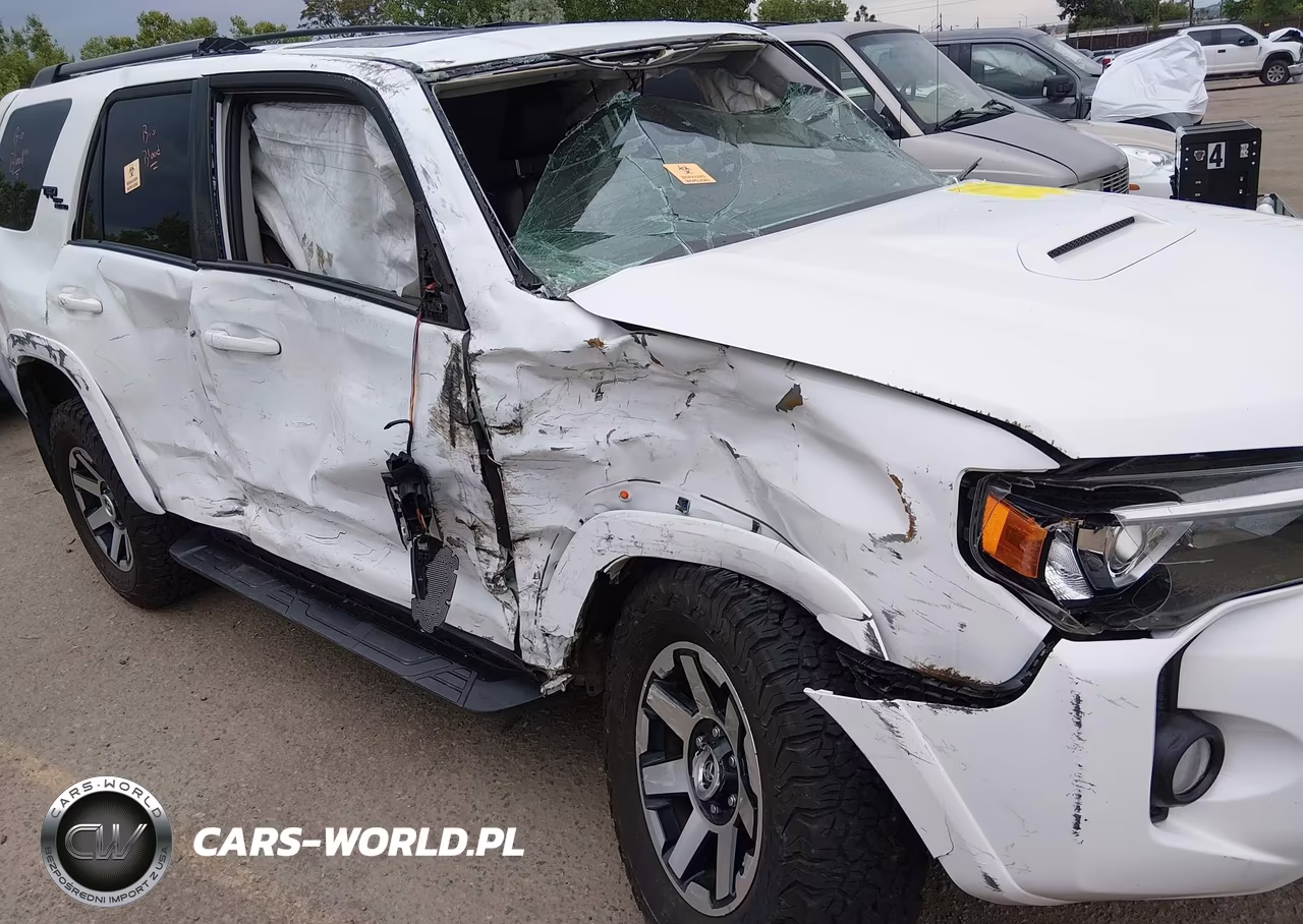 2020 Toyota 4Runner Trd Off Road Premium VIN:JTEBU5JR3L5831972 - 13