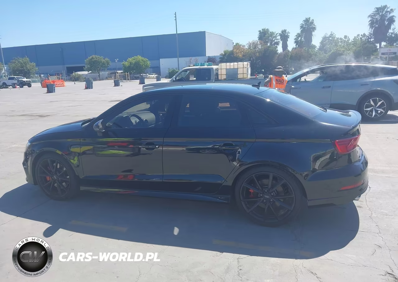 2017 Audi S3 2.0T Premium Plus VIN:WAUB1GFF5H1059719 - 14