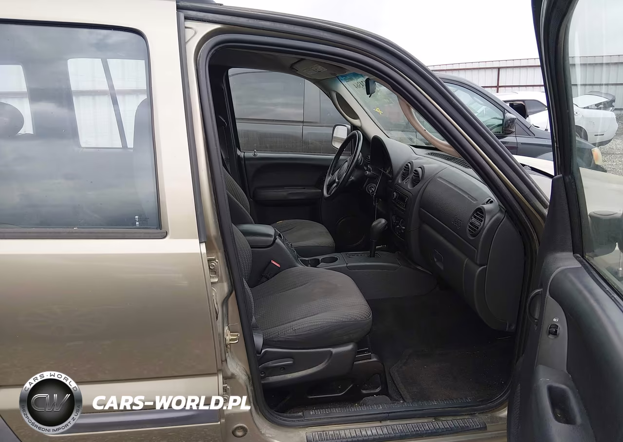 2003 Jeep Liberty VIN:1J4GL48K13W723922 - 5