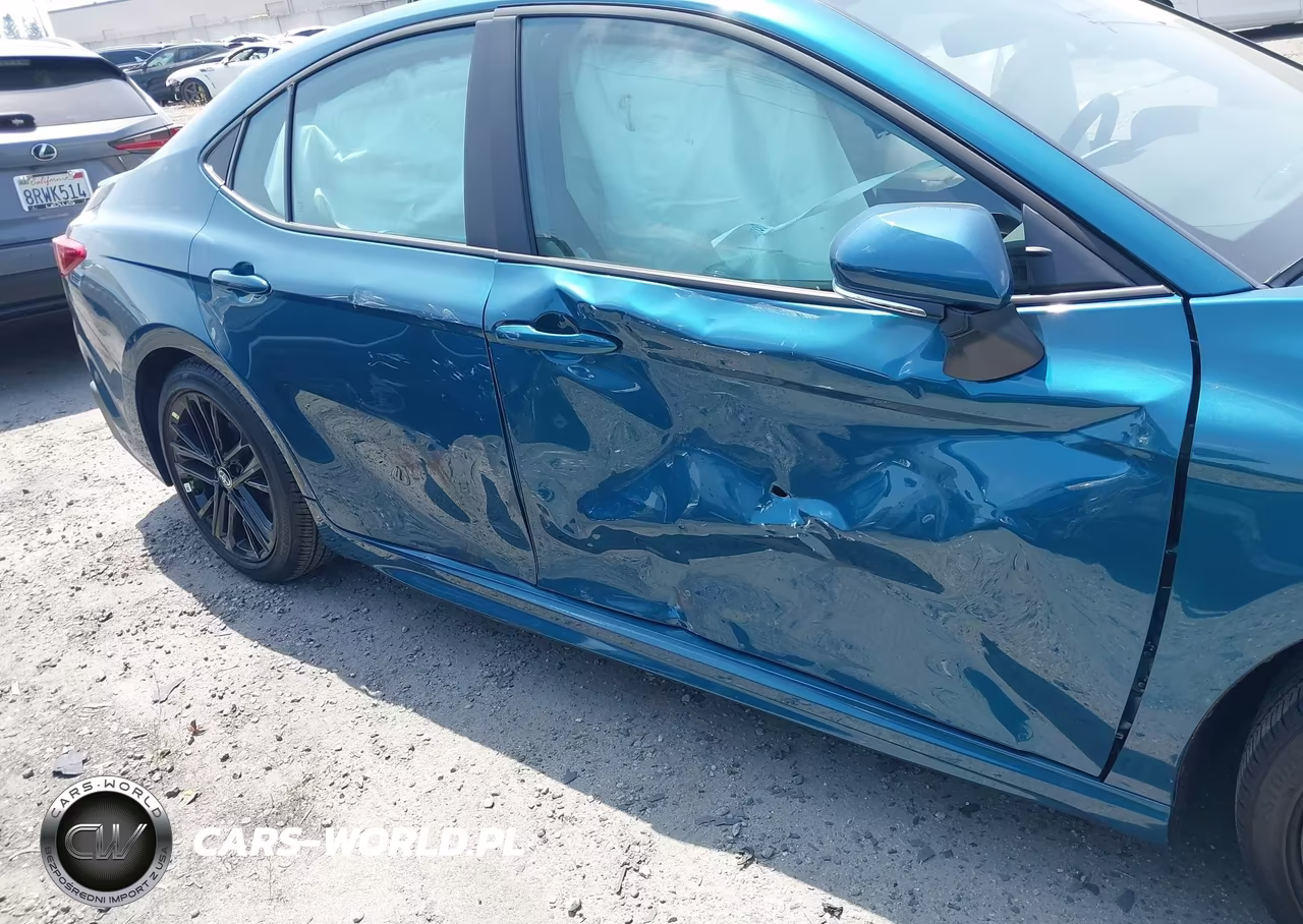 2026 Toyota Camry Se VIN:4T1DAACKXTU741184 - 13