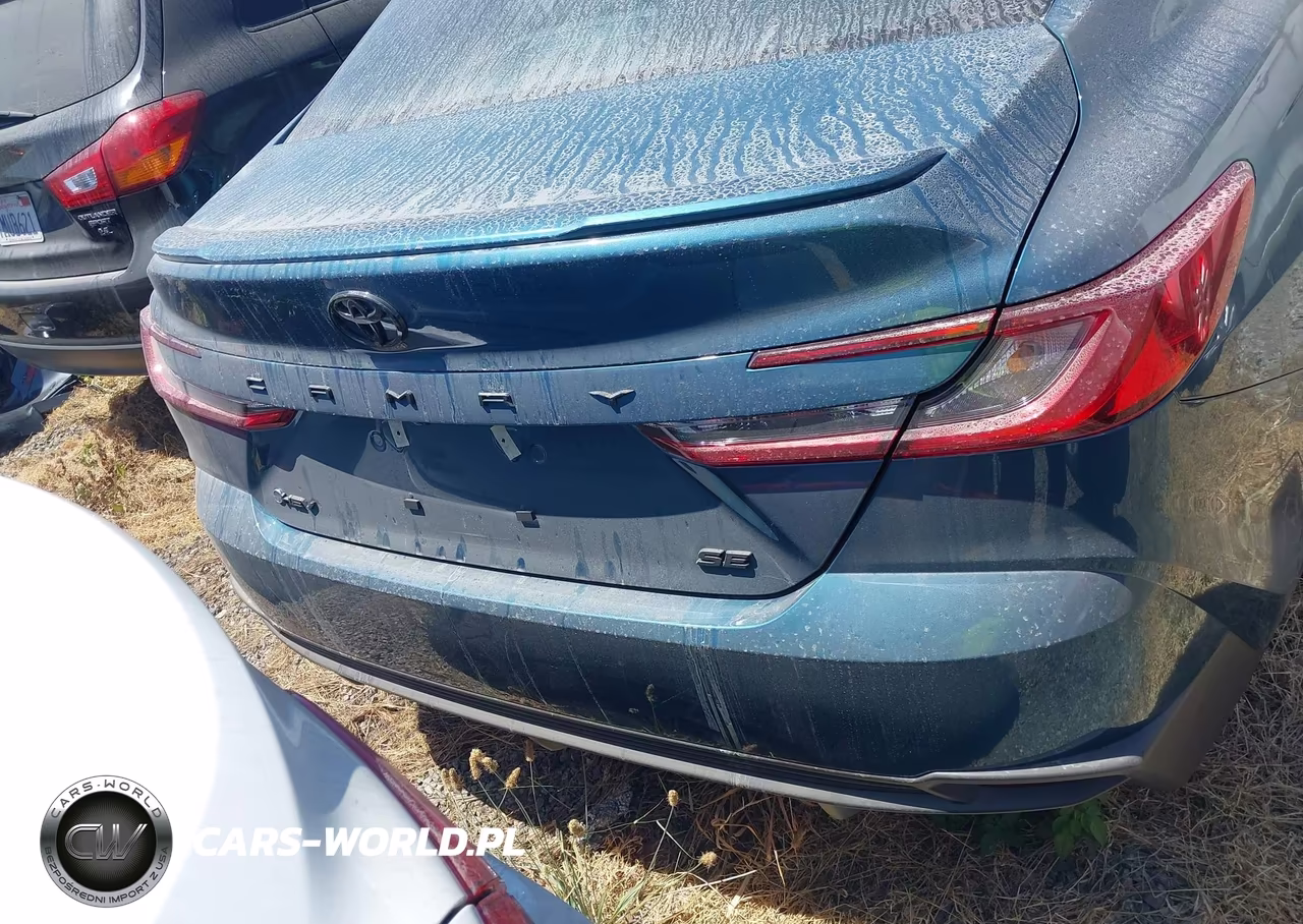 2026 Toyota Camry Se VIN:4T1DAACKXTU741184 - 16