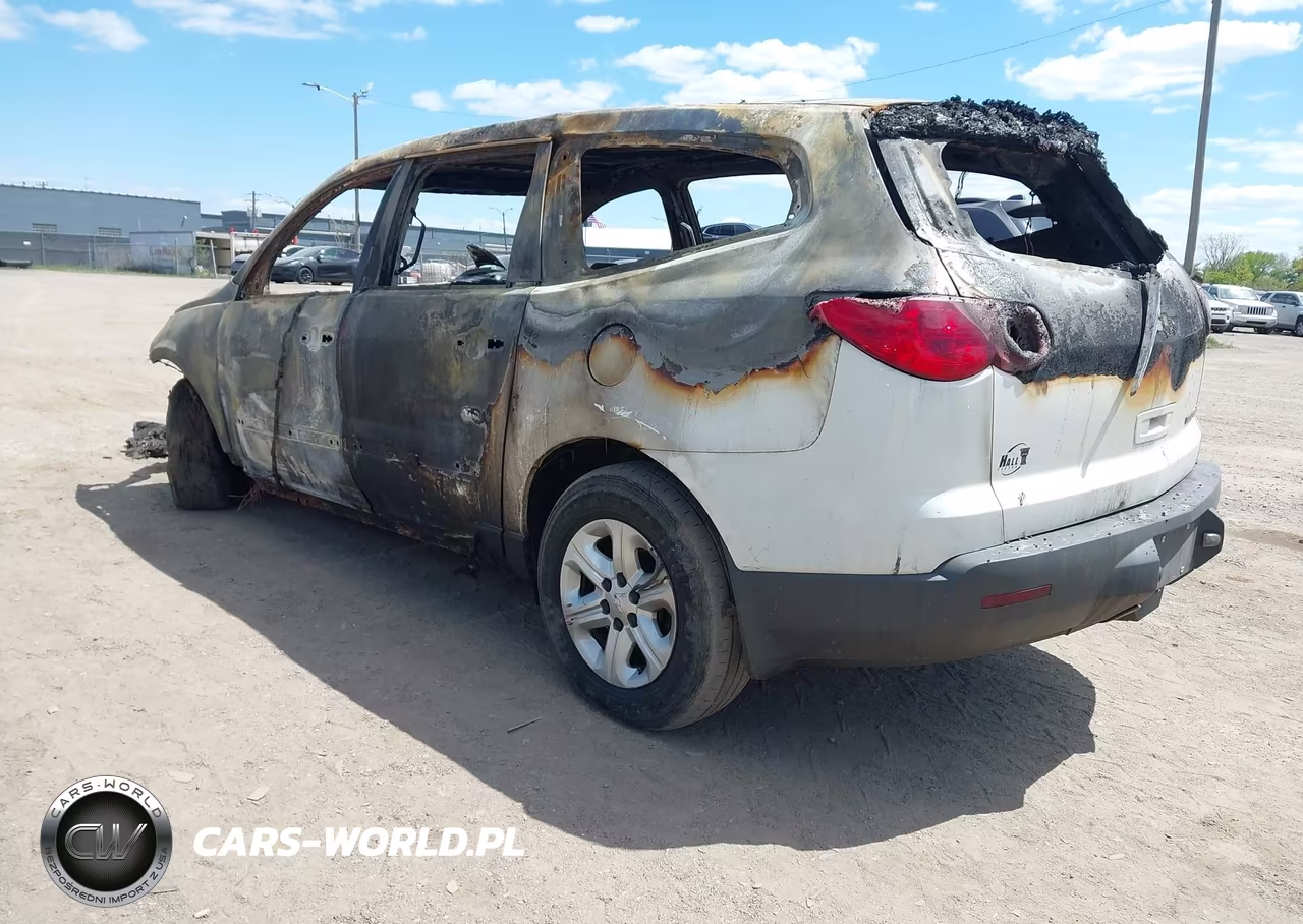 2012 Chevrolet Traverse Ls VIN:1GNKREEDXCJ297243 - 3