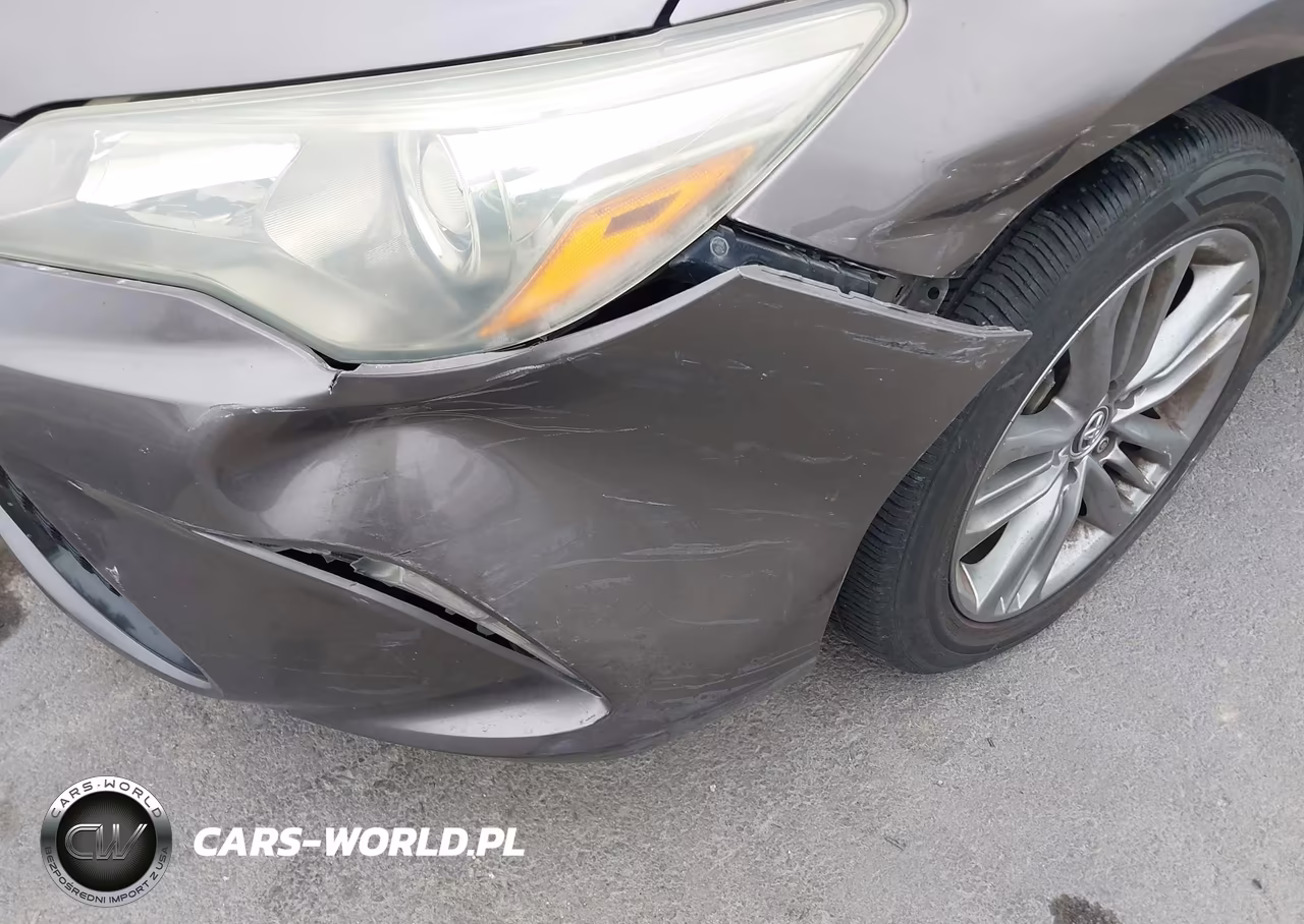 2015 Toyota Camry Se VIN:4T1BF1FK8FU979303 - 18