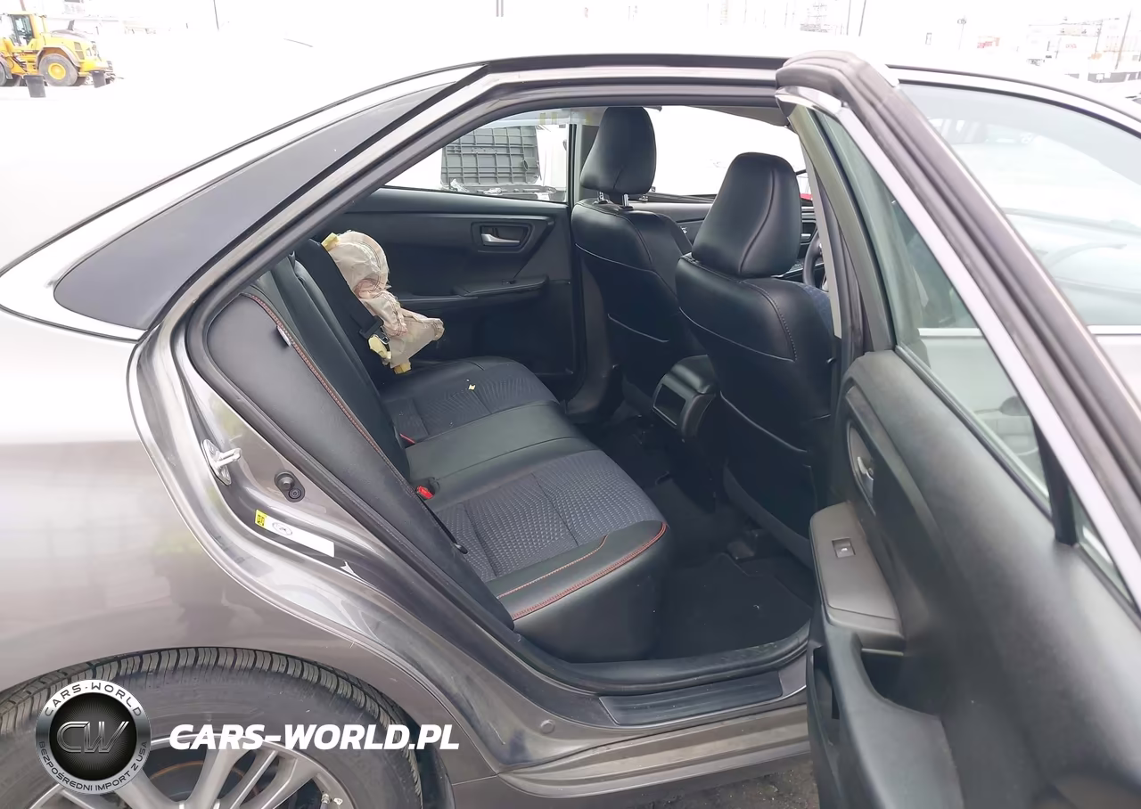2015 Toyota Camry Se VIN:4T1BF1FK8FU979303 - 8