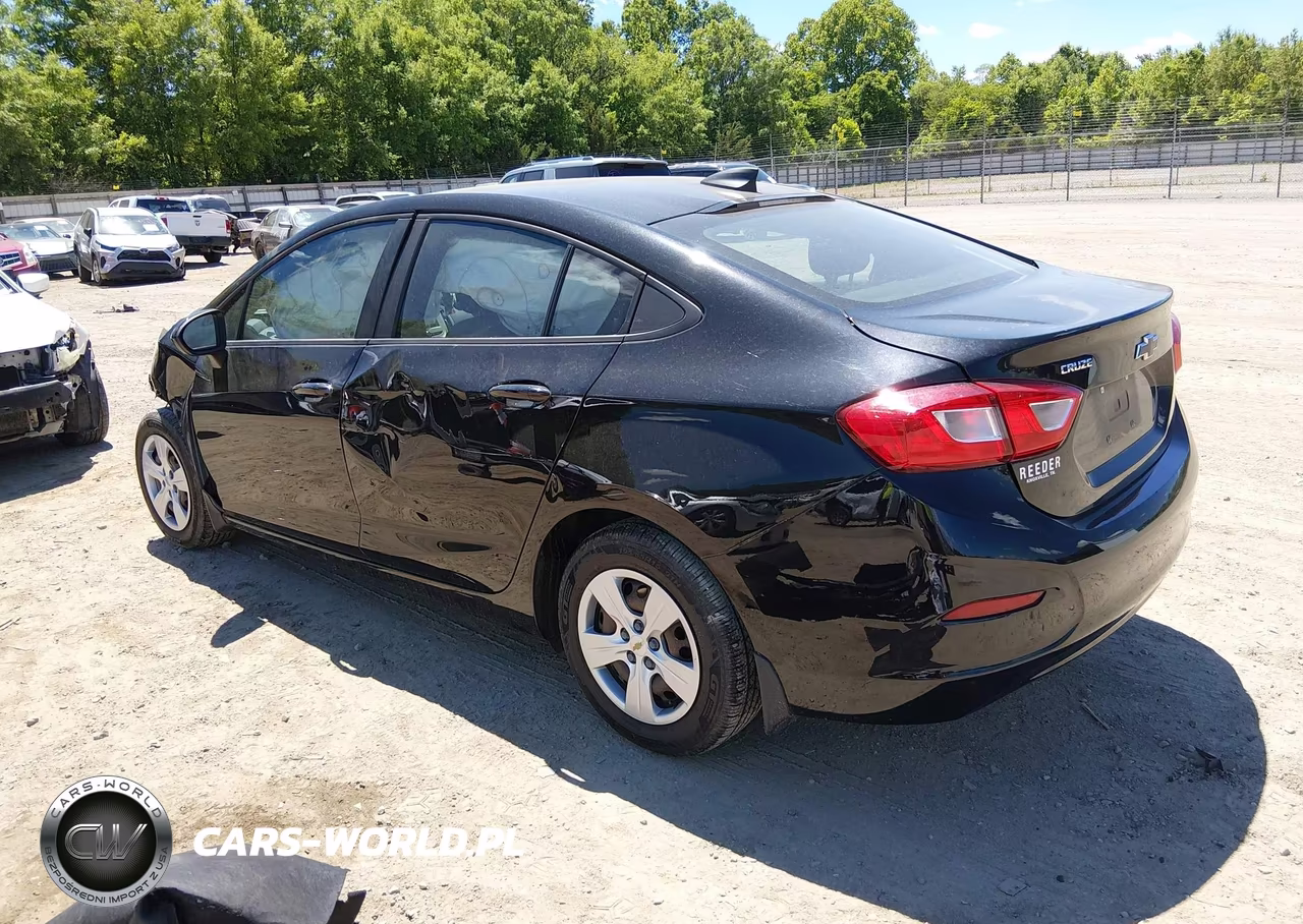 2018 Chevrolet Cruze Ls Auto VIN:1G1BC5SMXJ7226528 - 3