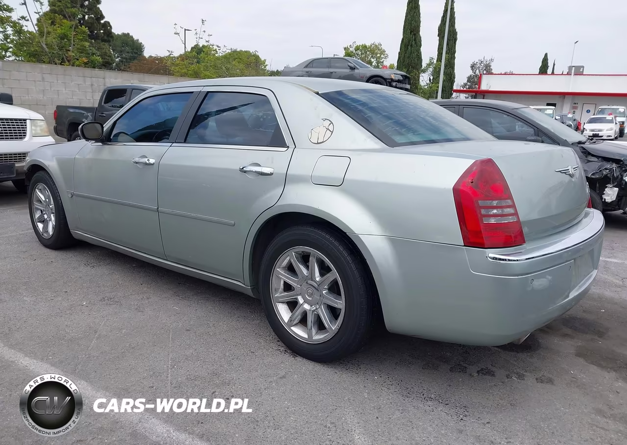 2006 Chrysler 300C VIN:2C3LA63H46H421503 - 3