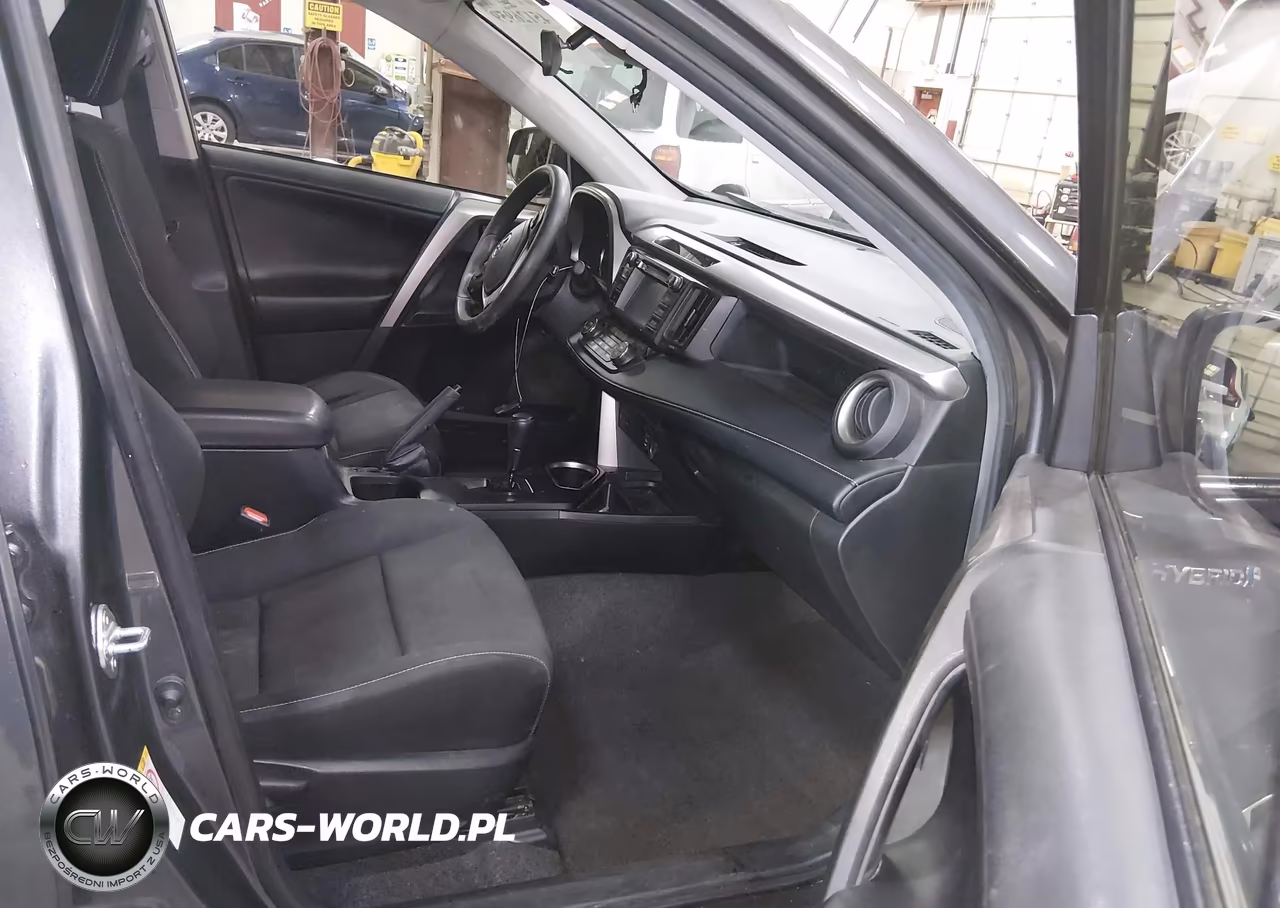 2018 Toyota Rav4 Hybrid Le VIN:JTMRJREV2JD202281 - 5