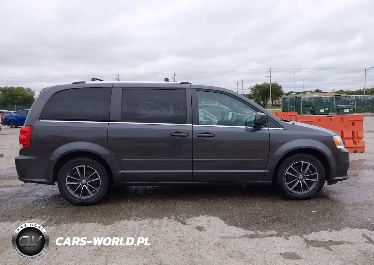 2017 Dodge Grand Caravan Sxt VIN:2C4RDGCGXHR689849 - 13