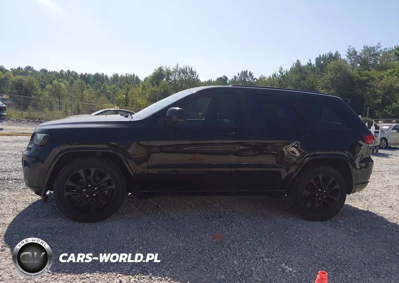 2019 Jeep Grand Cherokee Altitude 4X2 VIN:1C4RJEAG7KC835706 - 14