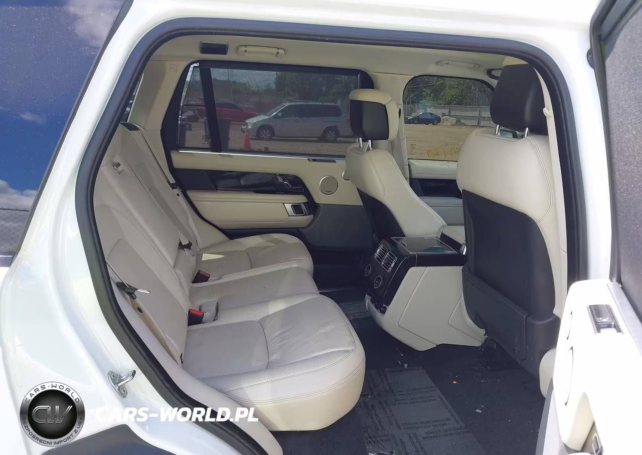 2020 Land Rover Range Rover Supercharged VIN:SALGS5SE7LA590588 - 8
