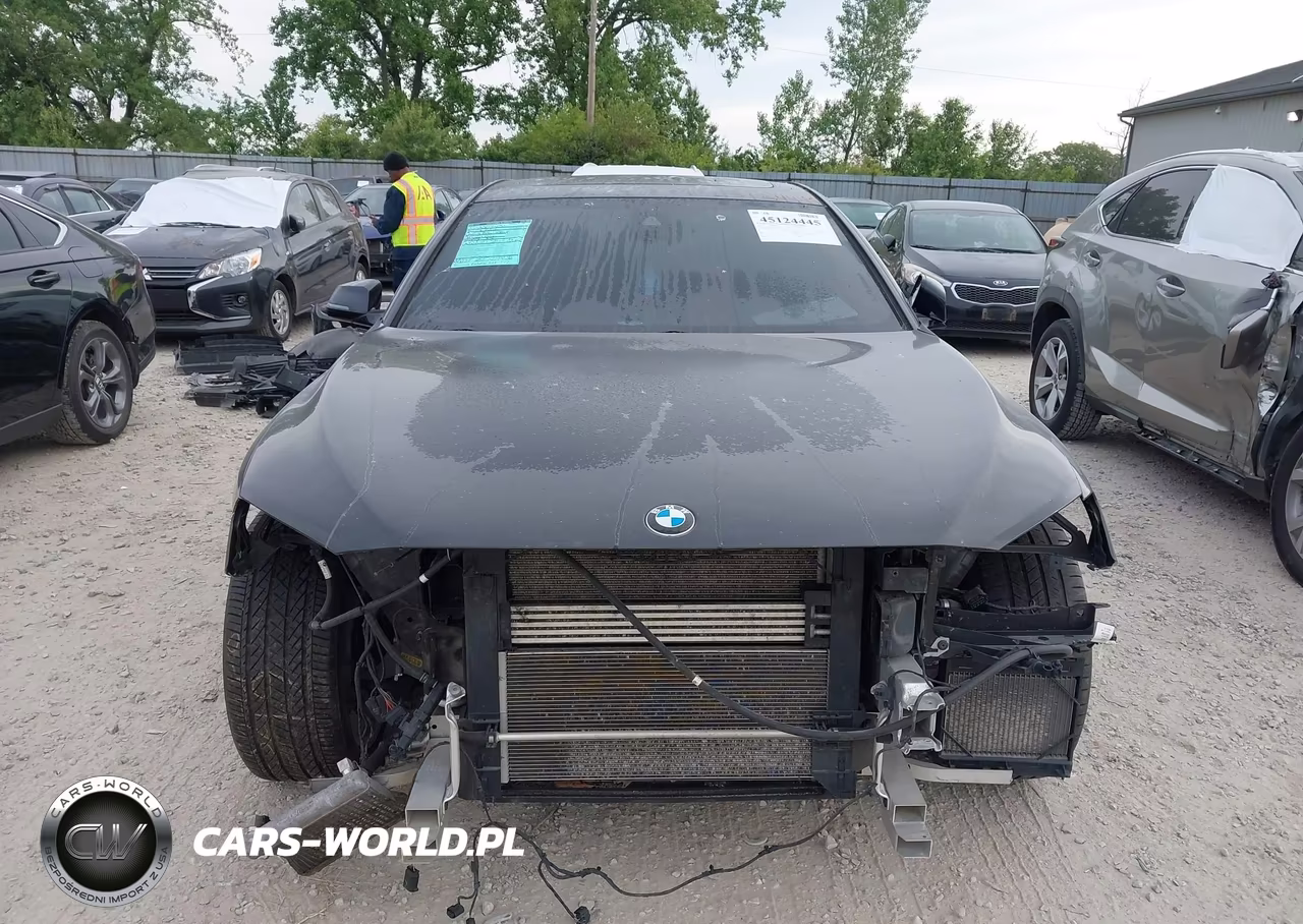2015 BMW 750Li xDrive VIN:WBAYF8C55FD654031 - 13