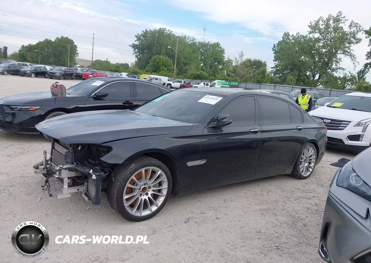 2015 BMW 750Li xDrive VIN:WBAYF8C55FD654031 - 15